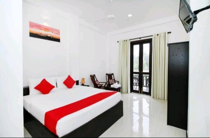 Kithula Boutique Hotel Hikkaduwa Exteriör bild
