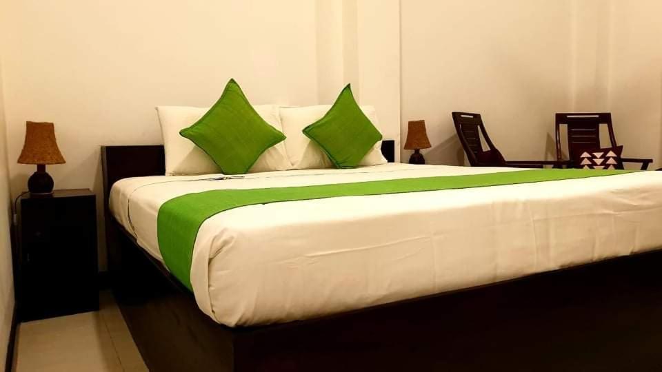 Kithula Boutique Hotel Hikkaduwa Exteriör bild