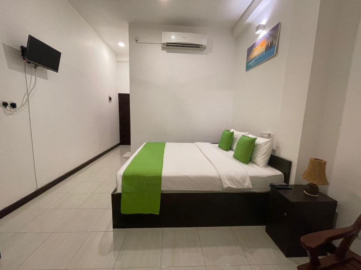 Kithula Boutique Hotel Hikkaduwa Exteriör bild