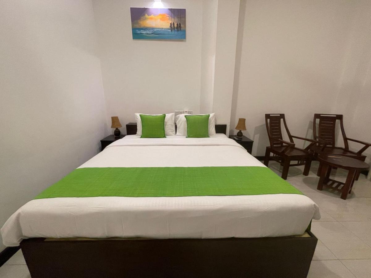 Kithula Boutique Hotel Hikkaduwa Exteriör bild